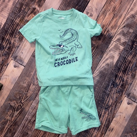 Gymboree, Carters, Granimals, Members Mark, and more boys sets of 6 size 3T - Picture 6 of 8